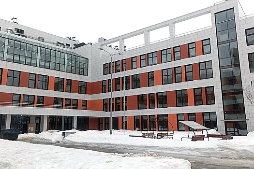 В деревне Ватутинки скоро откроется новая школа-гигант