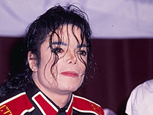 В Сети появились редкие кадры с повзрослевшими детьми Майкла Джексона