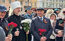 В Рязани глава гордумы Татьяна Панфилова возложила цветы к мемориалу героев Великой Отечественной