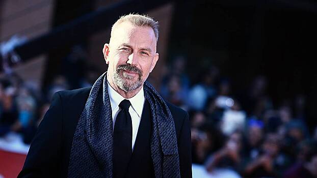 Hollywood Reporter: На актера Костнера подали в суд за сцену с изнасилованием