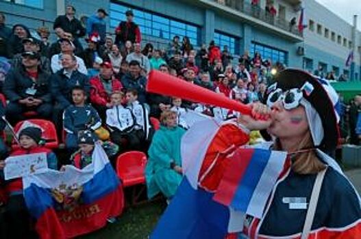 Видео: болельщики сборной России празднуют победу над Саудовской Аравией