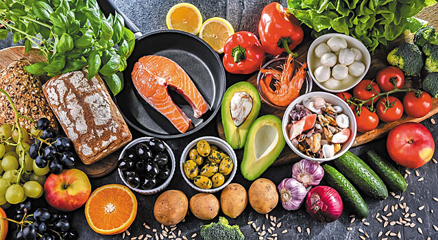 Спаржа, артишоки и другие продукты средиземноморской диеты, которые стоит купить весной