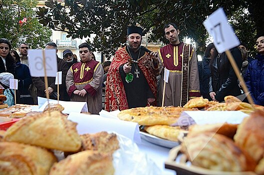 Фестиваль армянской гаты в Батуми: лучшие кадры