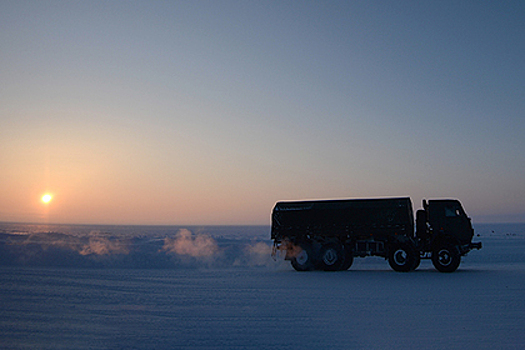 В Арктике захотели создать платные дороги для грузовиков