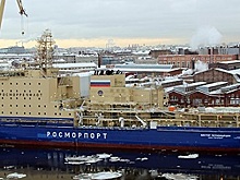 Смольный маскирует проблемы судостроения протокольными совещаниями
