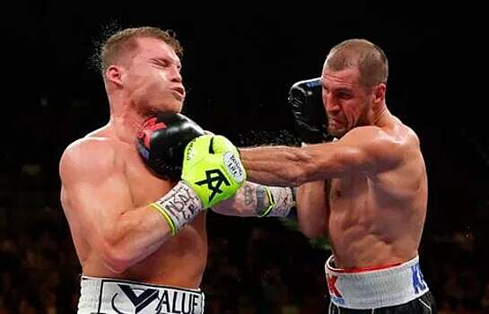 Крис Юбэнк: «Ковалев выглядел так, как будто старался не навредить Альваресу»