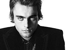 Сын вокалиста Oasis снялся в кампании Saint Laurent
