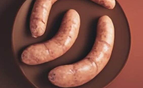 Кролиководческое фермерское хозяйство в Вологодский области производит даже кроличью колбасу