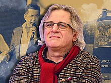 «Проходят года — но эта боль осталась»: сооснователь «Любэ» рассказал, как песня «Там, за туманами» вдруг стала посвящением погибшей подлодке «Курск»