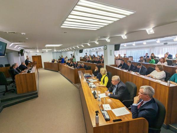 Депутаты Магнитогорска приняли отчет главы города