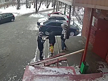 Подозреваемый в трех случаях мошенничества задержан после попытки обмануть полицейского в Чехове