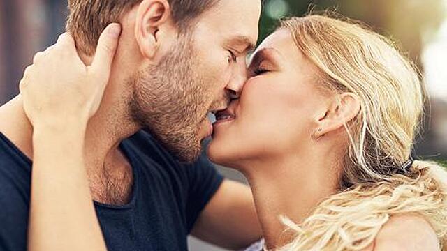 К чему снится поцелуй