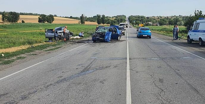 На донской трассе погибли два водителя