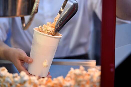 Появление в российских колониях аппаратов для сладкой ваты и попкорна объяснили