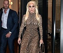 Леди Гага прогулялась по улицам Милана в дерзком леопарде с головы до ног