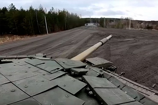 Российская армия получила усовершенствованные танки Т-90М и Т-72Б3М