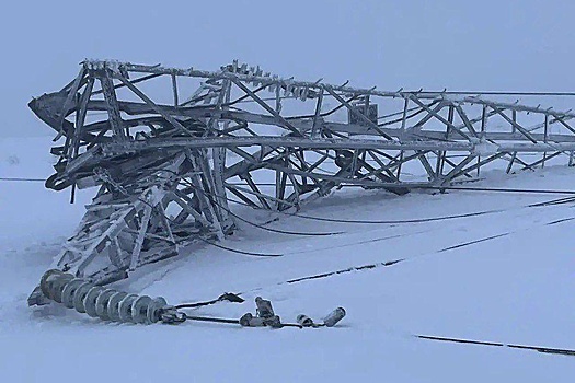 Рухнувшие опоры ЛЭП в Мурманской области восстановят с помощью вертолета