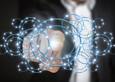 Дискуссионная программа о цифровых технологиях Binary District X Strelka стартует 12 июля