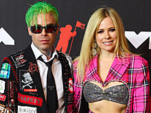 Экс-жених Аврил Лавин впервые прокомментировал разрыв помолвки