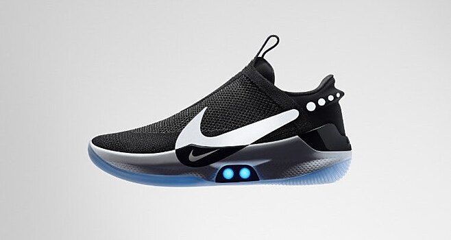 Nike создала самозатягивающиеся кроссовки, управляемые со смартфона