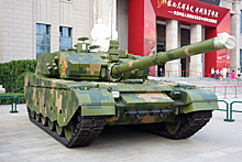 Эксперт сравнил китайский танк Type 99 с российским Т-90 и американским Abrams