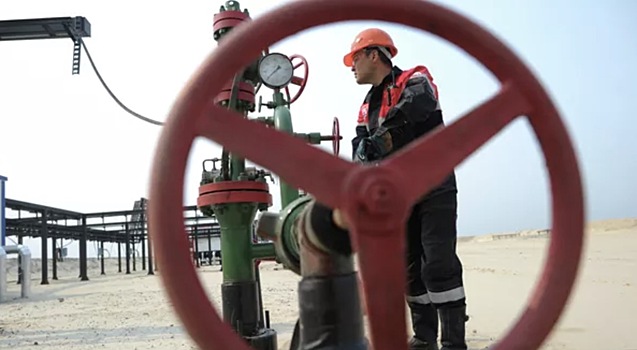 Поправки в налоги для нефтяников оценили в триллион рублей