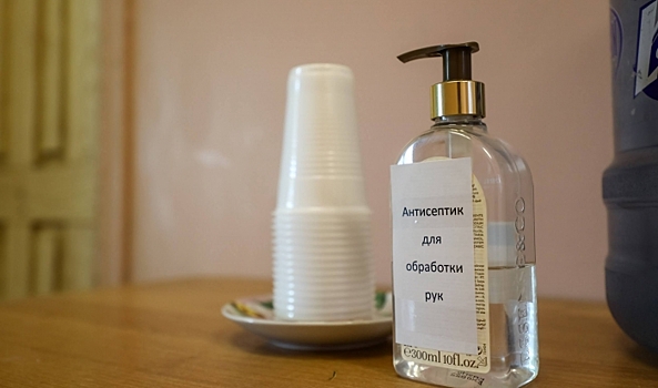 За нарушения антиковидных мер в центре Волгограда оштрафован шашлык-бар