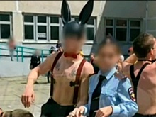 Директор школы уволилась после скандала на выпускном