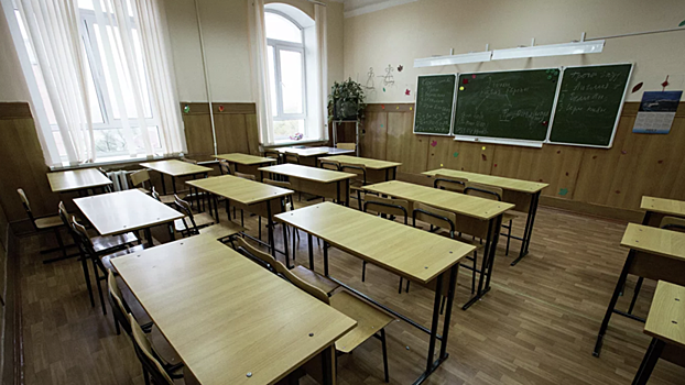 Школы и детсады Петербурга начнут работать с 1 сентября в обычном режиме