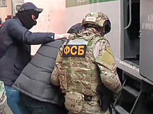 ФСБ ликвидировала укрывшихся в кафе террористов