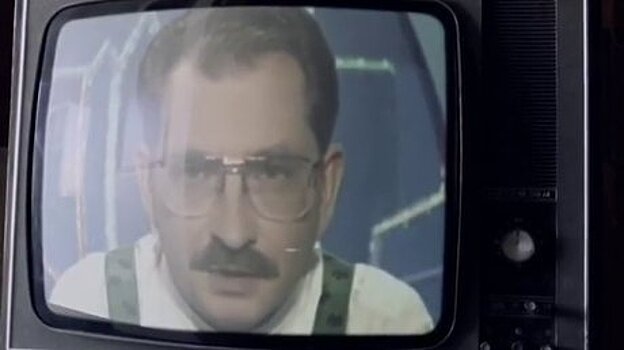 «Врут как очевидцы»: Эрнст и близкие Листьева порассуждали о телеведущем