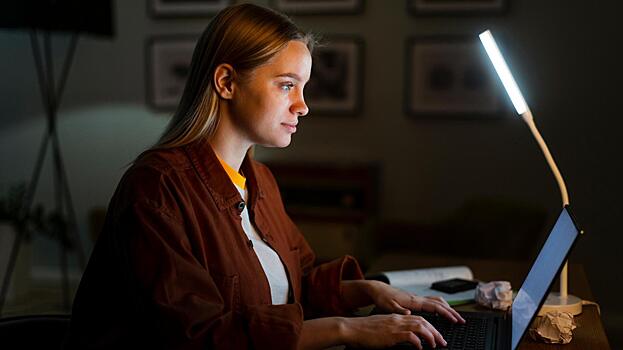 Ученые обнаружили преимущество «сов» перед «жаворонками»