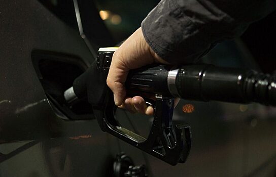 Евгений Захаров: «Бензин на АЗС смогут продавать по себестоимости»