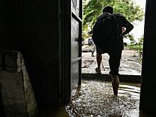 Дом в российском городе затопило после ливня и капремонта
