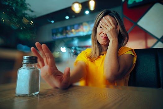 "Не хватает соли": Врач назвал уносящие жизни ошибки в питании