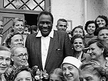 Atlas Obscura (США): почему в советской России помидор назвали в честь американской знаменитости