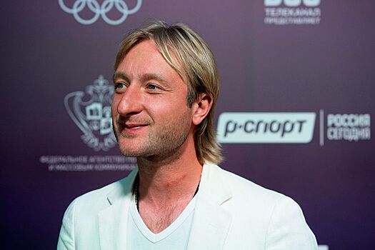 «Горжусь!» Плющенко — о победе своей команды на чемпионате России по прыжкам