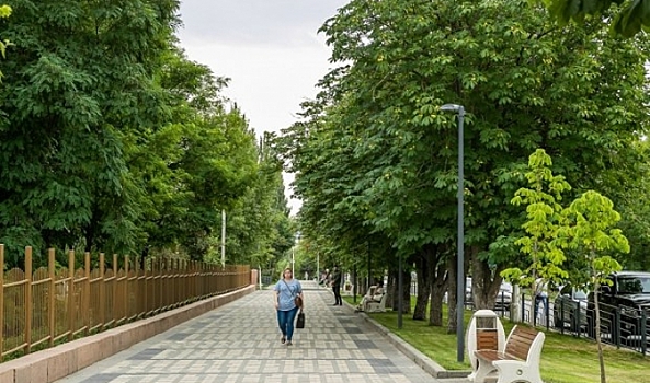 Благоустройство улицы Титова в Волгограде завершится в 2023 году