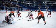На «ЦСКА Арене» прошёл матч между командой артистов и прессы