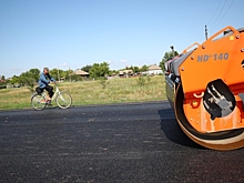 В поселках под Волгоградом продолжается ремонт дорог