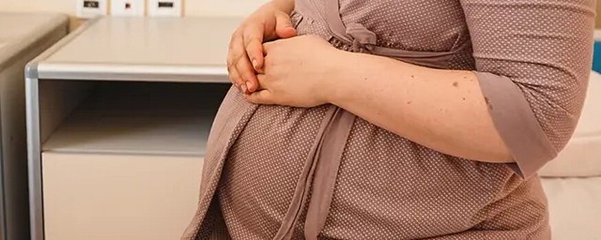 В Новосибирске областная больница приостановила приём беременных и рожениц с 15 марта