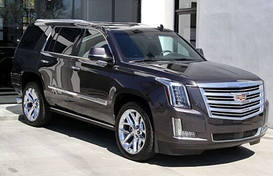 Опубликованы первые изображения нового Cadillac Escalade
