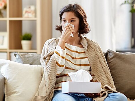 Эпидемиолог Онищенко: россиянам следует своевременно делать прививки от гриппа