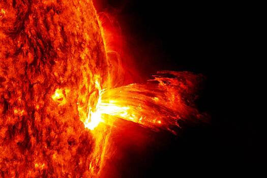 На Землю обрушится очень сильная магнитная буря