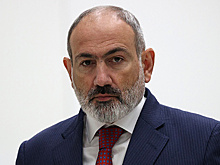 Пашинян намерен наградить силовиков, предотвративших "захват власти" в Армении