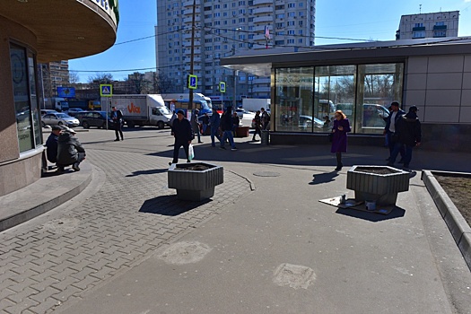 Незаконный забор у станции метро «Кузьминки» убрали