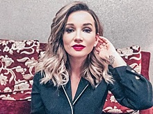 Чехова показала стройную фигуру у балетного станка