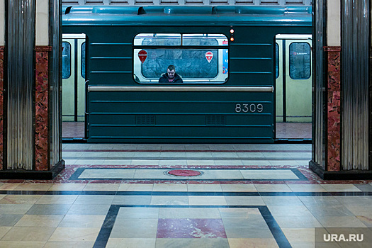 Мэра Москвы попросили расширить метро ради толстых пассажиров