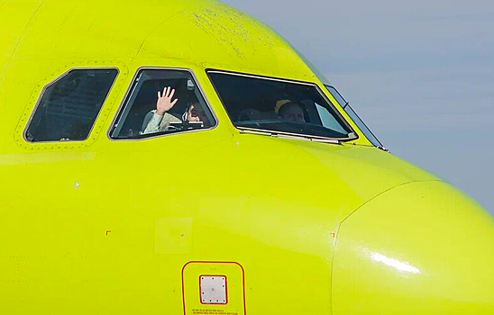 Из Новосибирска задержаны девять авиарейсов