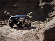 Большой внедорожник GMC Yukon обновился